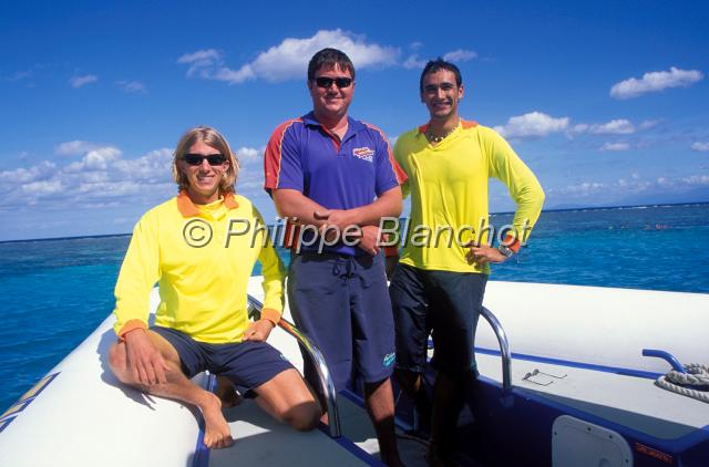 australie queensland 20.JPG - Equipage du Speed BoatLiaison Cairns Fitzroyd islandQueenslandAustralie